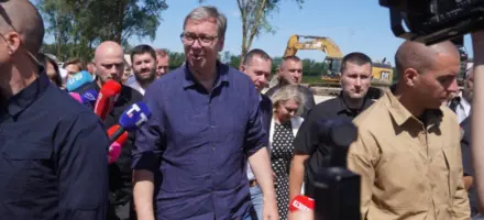 Vučić: Neću se smiriti dok prosečna plata u celoj Srbiji ne bude vi&scaron;e od 1.000 evra