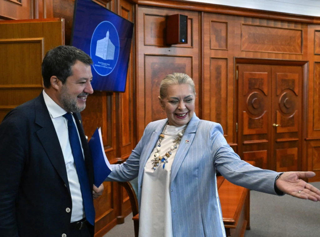 Sofronijević: Zajedno sa Italijom vraćamo železničku liniju Beograd-Trst, uskoro viza D za vozače