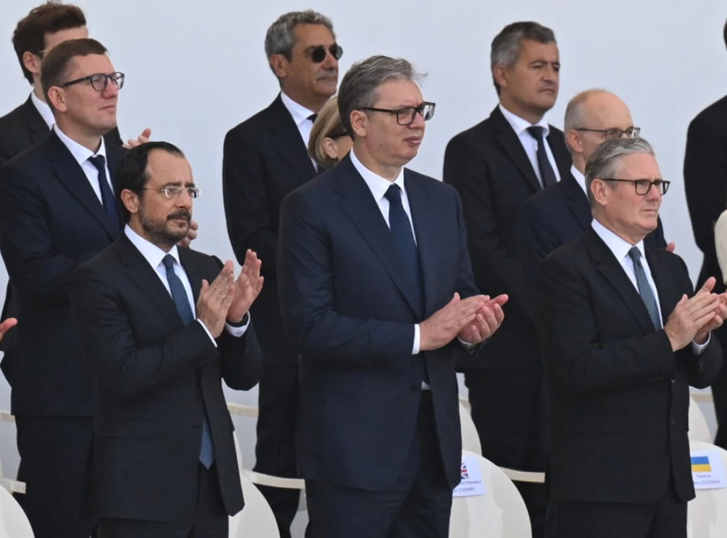Vučić: Velika čast za Srbiju &scaron;to na ovom nivou prvi put prisustvujemo obeležavanju Dana Francuske
