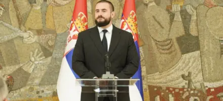 Zukorlić uručio ugovore vredne 88 miliona dinara kao podr&scaron;ku najosetljivijim grupama