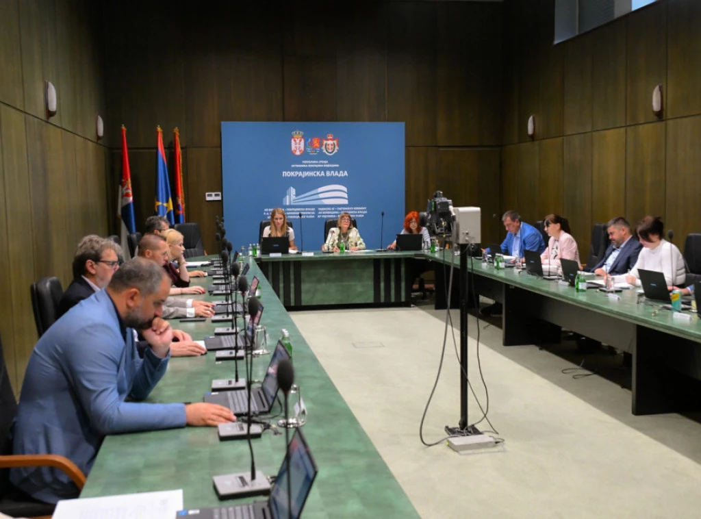 Pokrajinska vlada izdvaja 12 miliona dinara za 400 dece iz socijalno ugroženih porodica