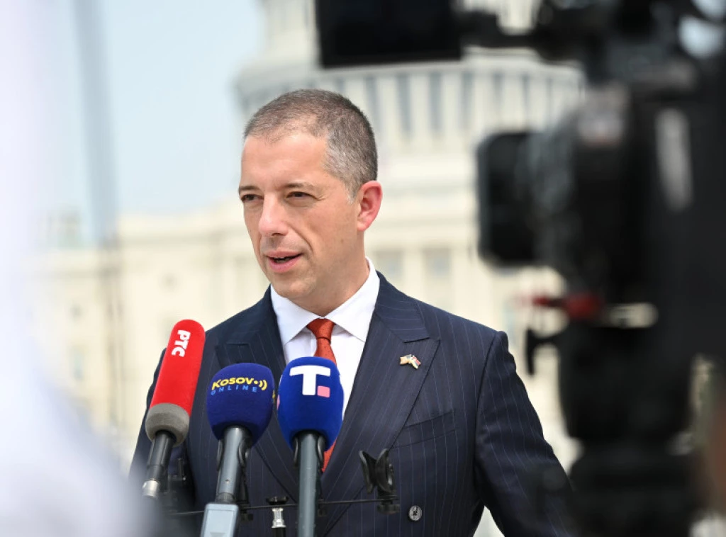 Đurić sa čileanskim kolegom u Manili u okviru ASEAN-a