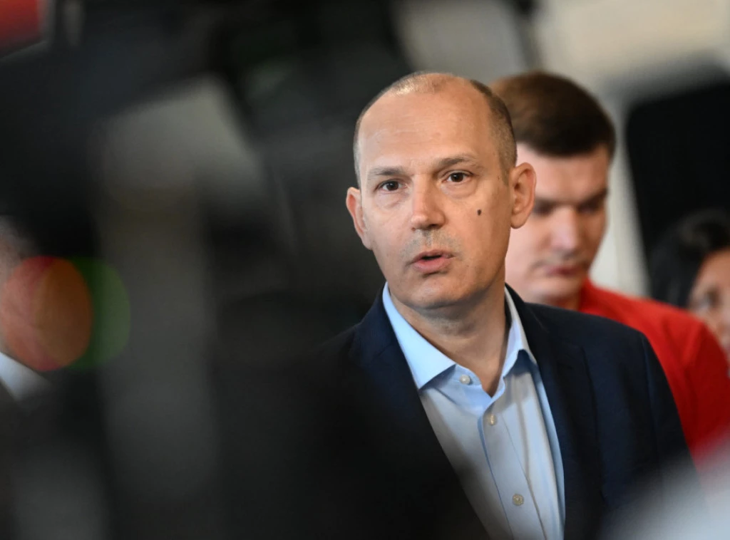 Lončar: Za par nedelja kompletno opremljena nova zgrada Hitne pomoći sa svim dozvolama