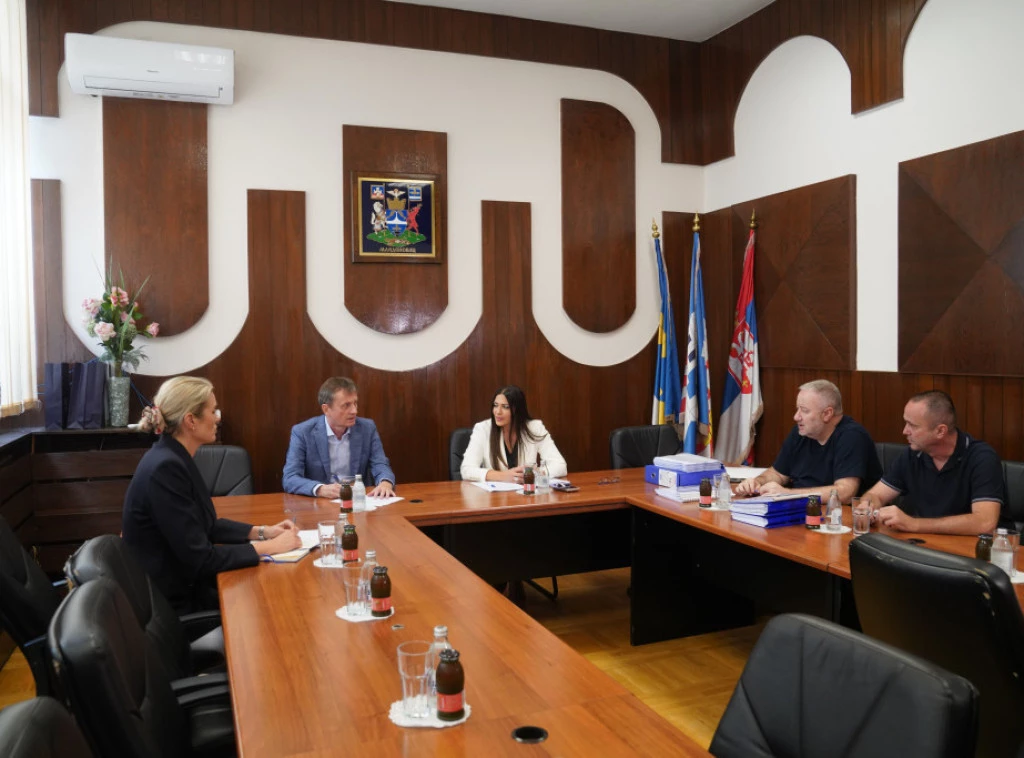 Gli&scaron;ić: Postignut dogovor o zameni azbestnih cevi u Mladenovcu u narednim mesecima