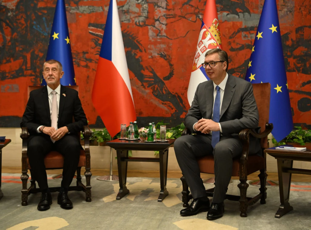 U Palati Srbija počeo sastanak Vučića i českog premijera Babi&scaron;a