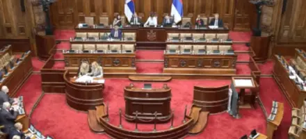 U skup&scaron;tinsku proceduru u&scaron;le izmene zakona o javnom dugu, e-akcizama, e-fakturisanju
