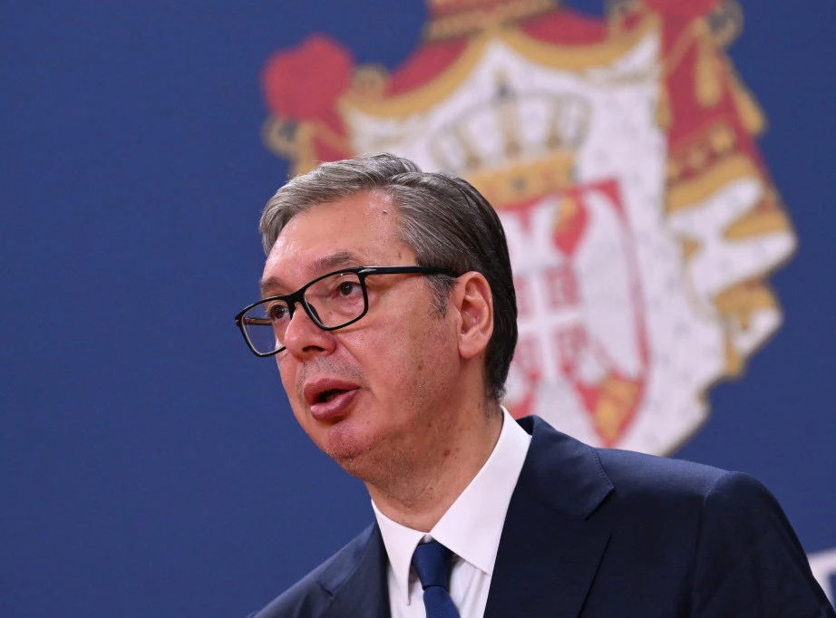 Vučić obilazi zavr&scaron;ne radove na rekonstrukciji O&Scaron; &ldquo;Ra&scaron;ka&rdquo;