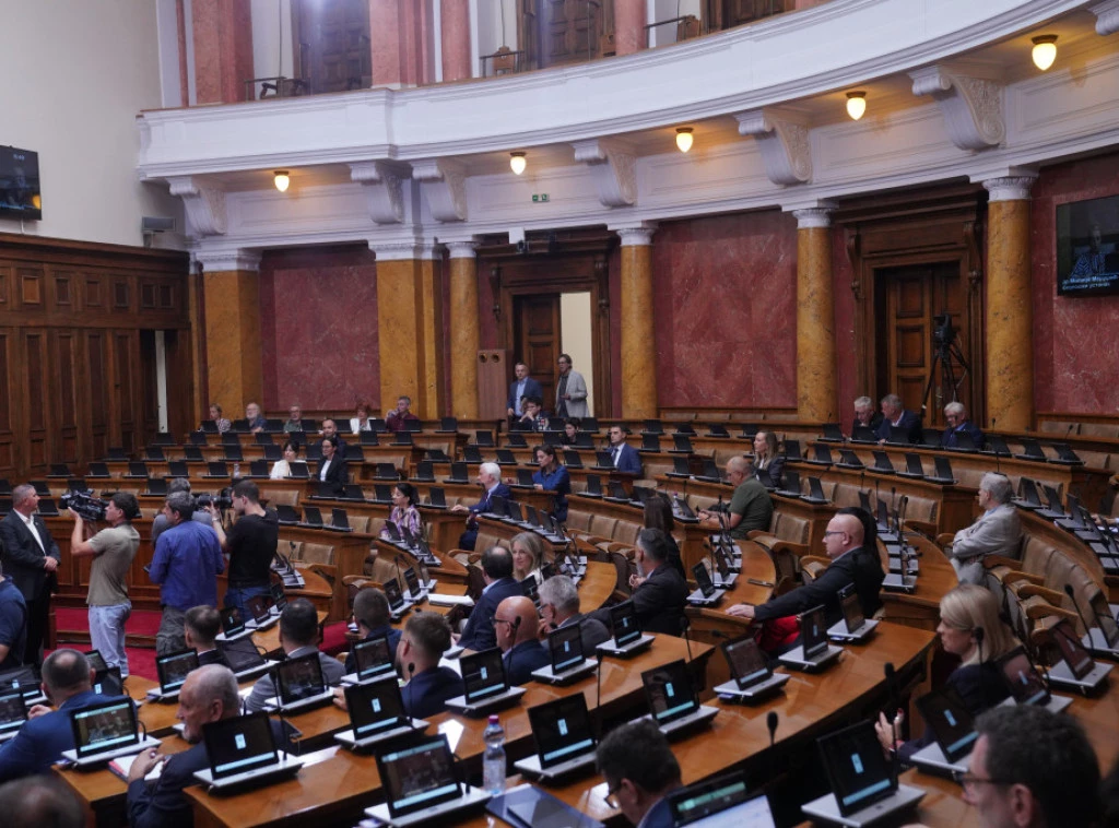 Skup&scaron;tina prihvatila da se obavi zajednički pretres o svim tačkama dnevnog reda