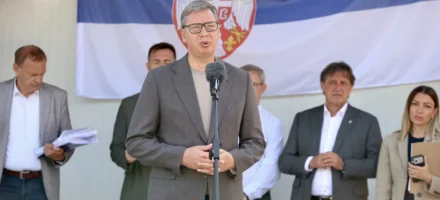 Vučić: Država će pomoći razvoj Brusa i subvencionisati lokalne privrednike