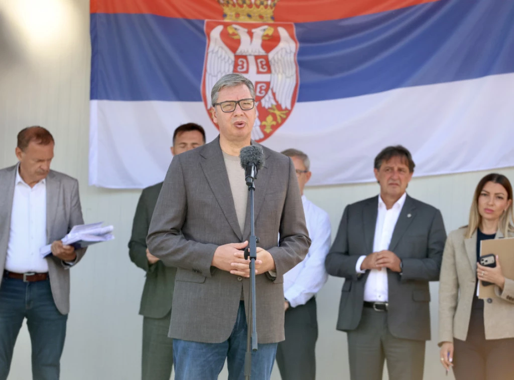 Vučić: Država će pomoći razvoj Brusa i subvencionisati lokalne privrednike