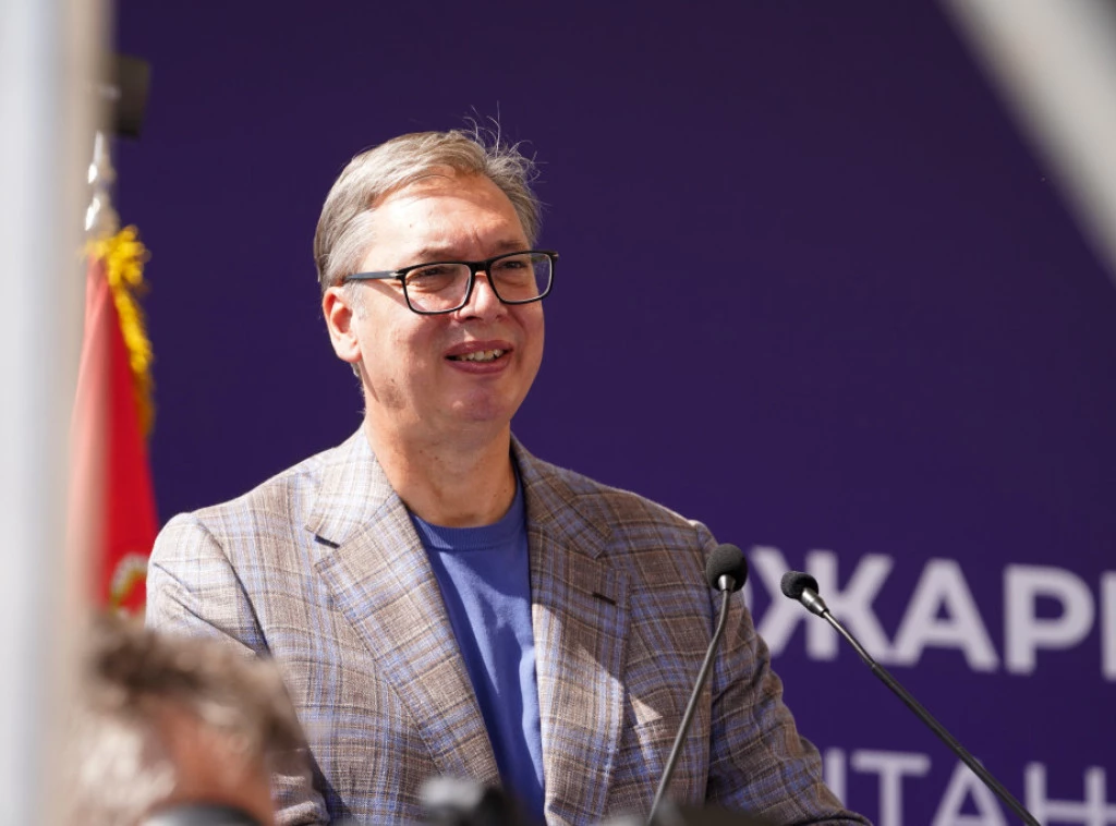 Vučić pokreće podkast, Miroslav Muta Nikolić gost prve epizode danas u 12 časova