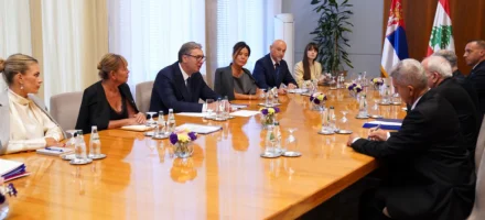 Vučić sa ministrom odbrane Libana o odatnom jačanju veza dve države