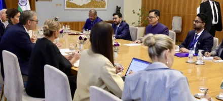 Vučić sa indijskim ministrom o saradnji u oblasti VI, poljoprivredi, IT-ju